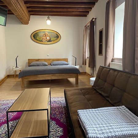 Apartment In Historic Town House Гмунден Екстер'єр фото