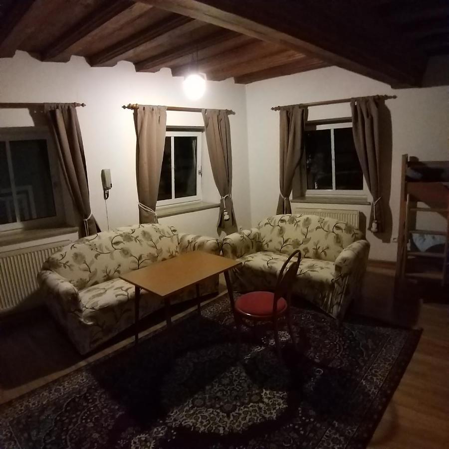 Apartment In Historic Town House Гмунден Екстер'єр фото